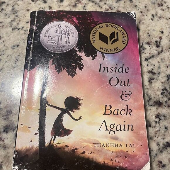 Inside‎ Out & Back Again By Thanhha Lai National Book Award Winner - Picture 1 of 5